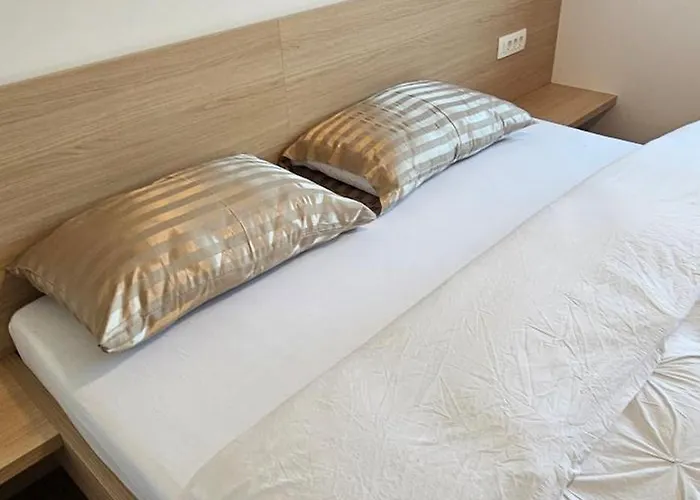 بيت ضيافة Muric